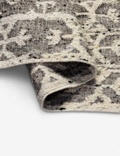 Ang Rug 9 Ang Rug -Household Supplies Shop BEN 2304 Fold 1