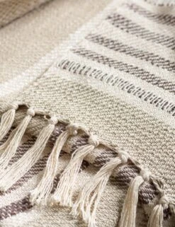 Drexler Throw -Household Supplies Shop EAU 1000 3