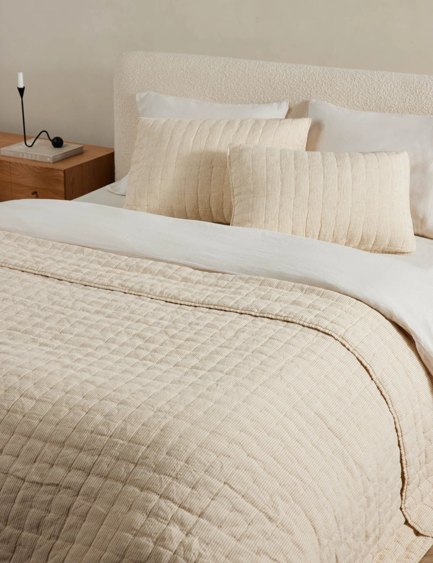 Lammin Linen Quilted Coverlet By Sarah Sherman Samuel 11 Lammin Linen Quilted Coverlet By Sarah Sherman Samuel - Image 9