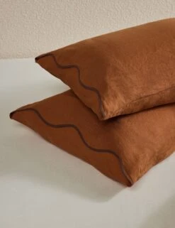 Essie Hemp Sham By Sarah Sherman Samuel -Household Supplies Shop OteliaHempSham Umber Standard A0656700 473 Product