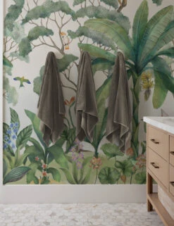 Jungle Wallpaper Mural -Household Supplies Shop PSW1103RLBathroomVignette 5152 JungleWallpaper SITECROP 07400307 8fcb 4a8b a368 03dc35a06915