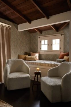 Morris & Co. Apple Wallpaper 7 Morris & Co. Apple Wallpaper -Household Supplies Shop PillowGallery2 15399 V1