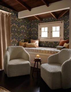 Morris & Co. Strawberry Thief Wallpaper -Household Supplies Shop PillowGallery2 15399 V2 Swatch SITECROP f0946e50 3c18 4ee7 9b22 e955fa214e7f