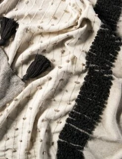 Huda Throw 11 Huda Throw -Household Supplies Shop SOJ01 2