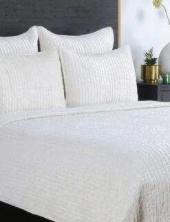 Giulia Sham -Household Supplies Shop V160014 1