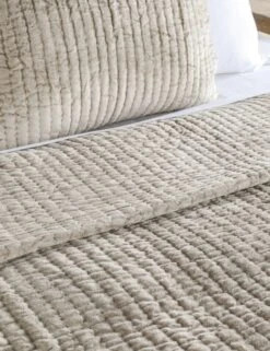 Giulia Quilt -Household Supplies Shop V160021 3