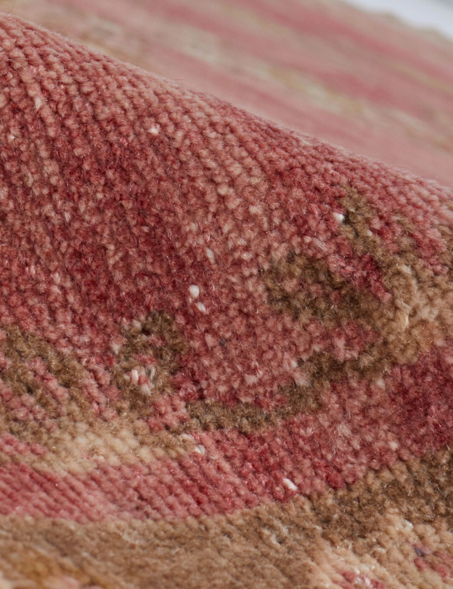 Vintage Turkish Rug No. 163, 5'7" X 9' 5 Vintage Turkish Rug No. 163, 5'7" X 9' - Image 3